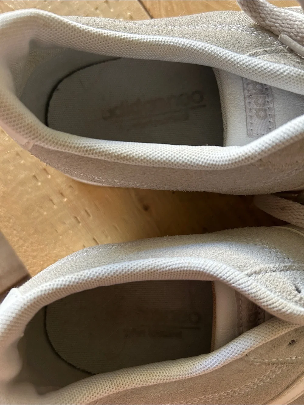 adidas classic low
